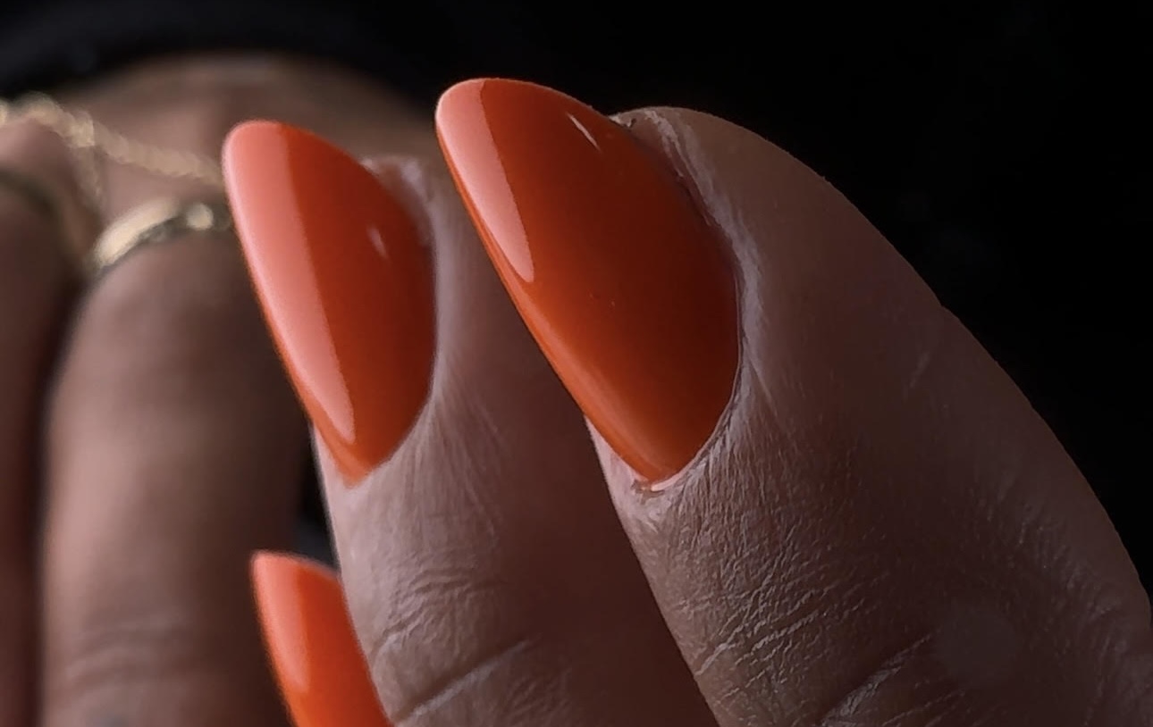 How C/V Beauty Collective Grew Revenue 300% With A 4-Day Workweek